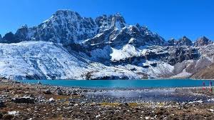 The Ultimate Adventure Everest Base Camp & Gokyo Lake Trek Guide